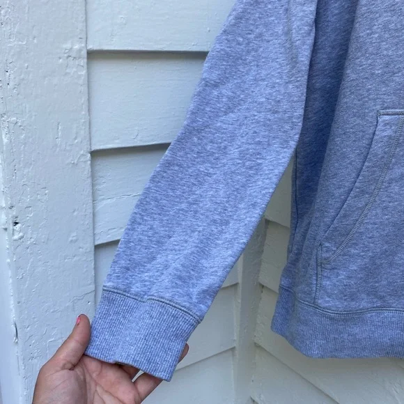 Under Armour Fitted Heather Gray Hoodie with Vibrant Yellow Logo - Picture 2 of 7